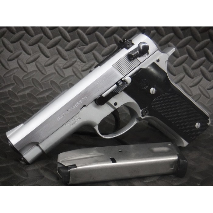 Smith & Wesson Model 59