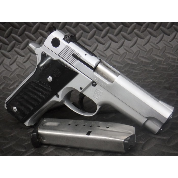 Smith & Wesson Model 59