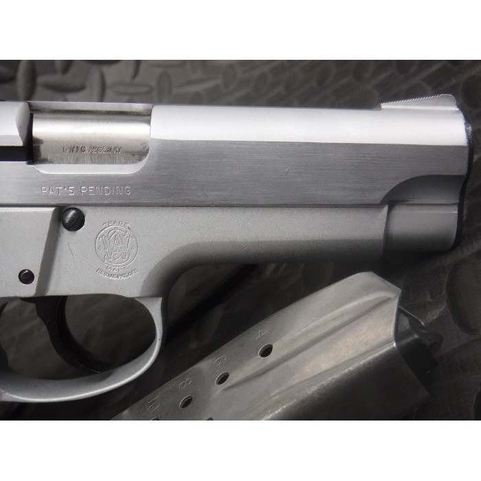 Smith & Wesson Model 59